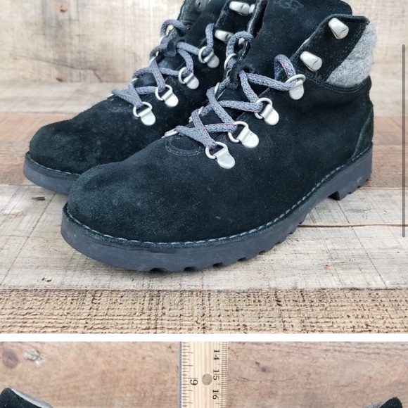 Ugg Suede Combat Bootie Suede - Picture 2 of 3